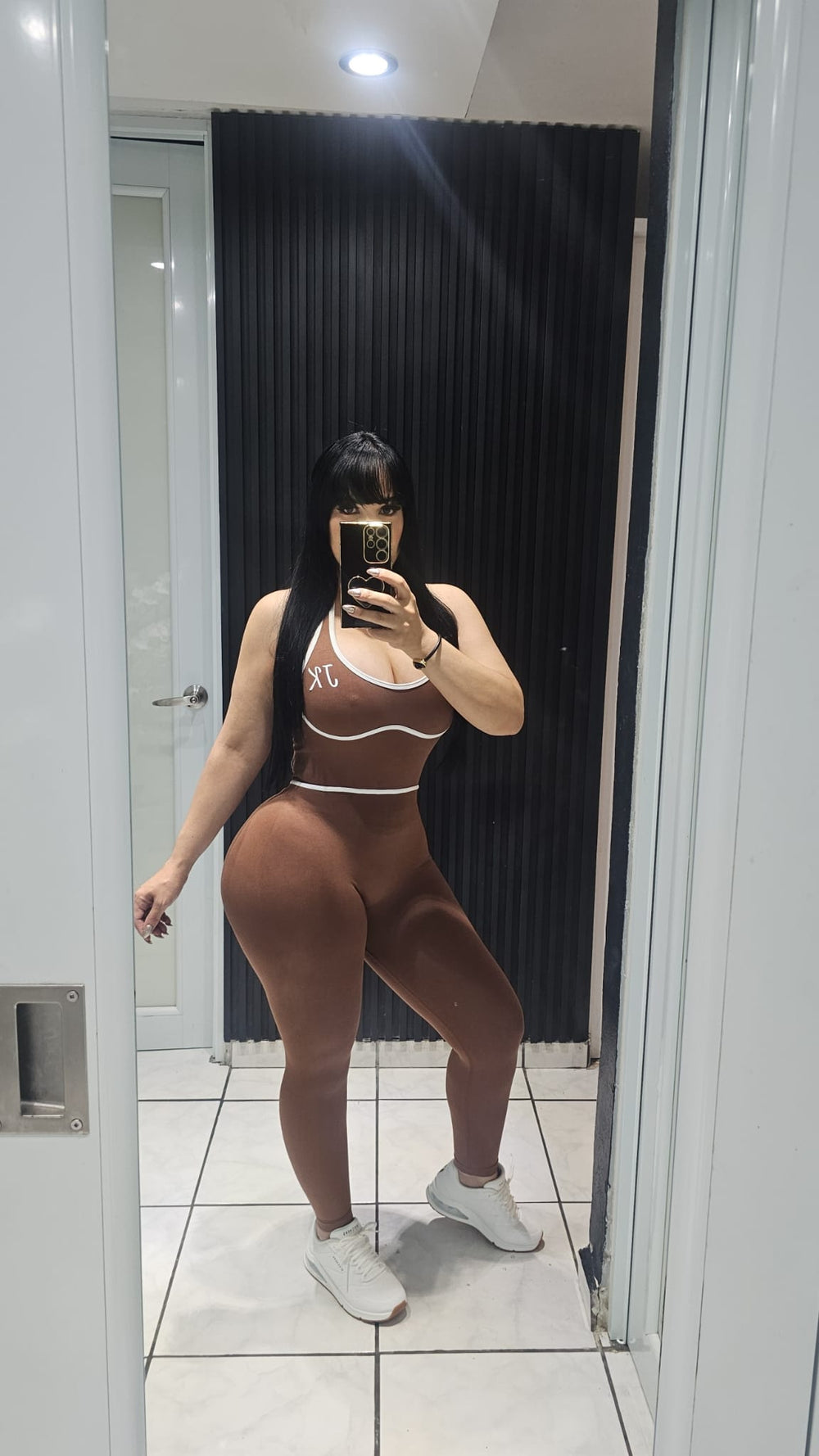 Ropa deportiva JK Esthetic Spa