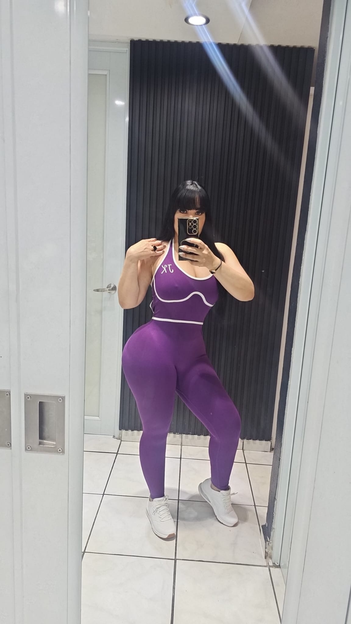 Jumpsuit Deportivo | Color Sólido con Detalles en Blanco JK®