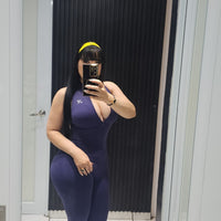 Jumpsuit enterizo JK con zipper al frente y espalda abierta